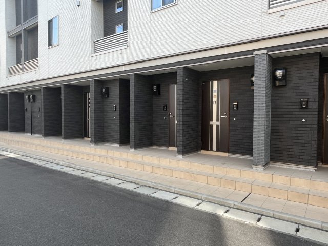 Ｉ・ＶＩＬＬＡＧＥ大手町　Ａのエントランス