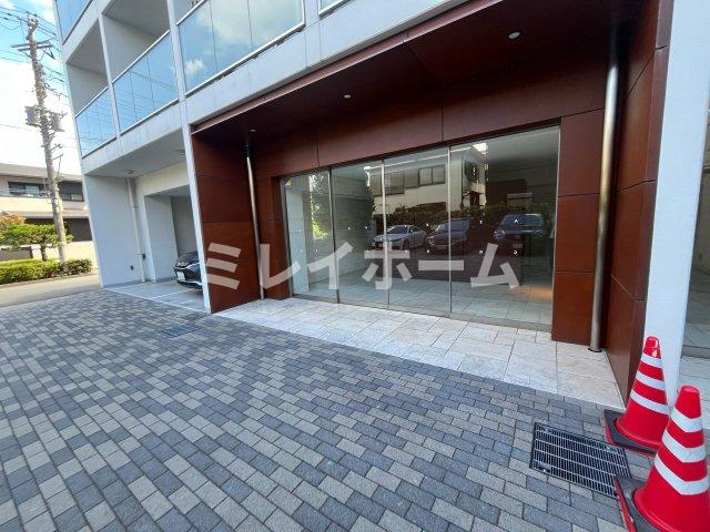クレヴィスタ大森西のエントランス|同建物内、別のお部屋の参考写真になります。