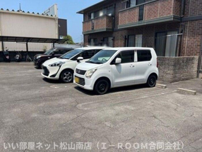 【駐車場】 | ピアチェーレ　久万ノ台　D棟