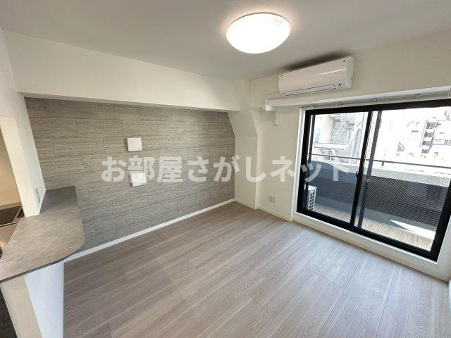 T&F KANNAI BLDG【おとり物件なし】#学生・社会人にオススメ！初期費用分割払いOK！の居間・リビング
