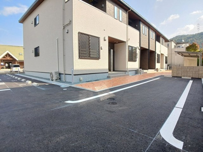 【駐車場】 | メゾン・ヴェルテ | 駐車場です
