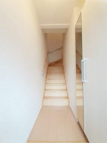 リヴ．プランドールＡの玄関|落ち着いた玄関です