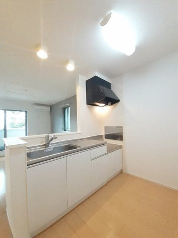 リヴ．プランドールＡのキッチン|キッチンでお料理をお楽しみください