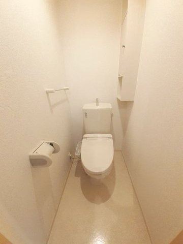 リヴ．プランドールＡのトイレ|コンパクトで使いやすいトイレです