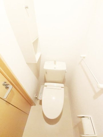 グランアムールⅡのトイレ|シンプルで使いやすいトイレです