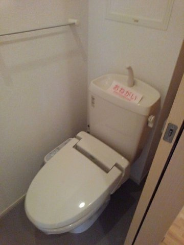 ベル・フィオーレのトイレ|清潔感のあるトイレです