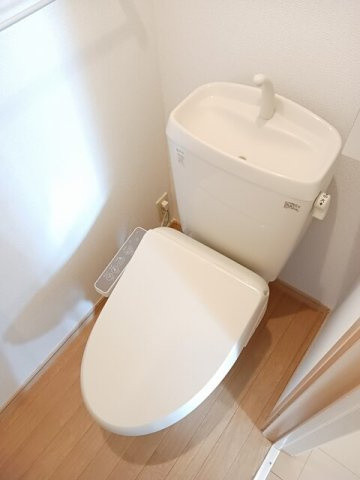 アヴニールのトイレ|ゆったりとした空間のトイレです