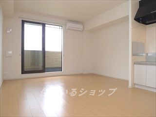 ユニベールＢの居間・リビング|エアコン付き