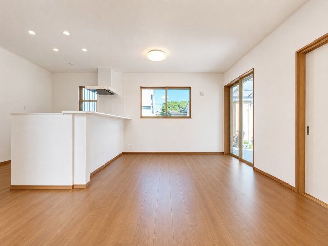 堺市美原区大保戸建の居間・リビング