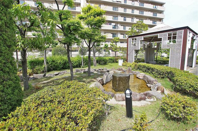 サンシティ貝塚五番館の庭|中庭
