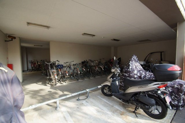コスタ・ミラにしきのはま1番館の駐輪場|自転車・バイク置場