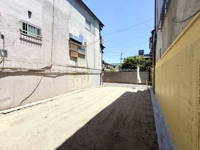 住吉区大領2丁目の前面道路含む現地写真|総合病院や医療センターが徒歩圏内にあり、万が一の時も心強い環境。
小さなお子様からご高齢の方まで、安