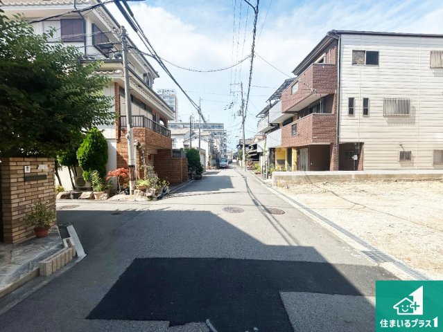 大阪市住吉区墨江　第1期　新築一戸建ての前面道路含む現地写真|周辺は落ち着いた街並みの住宅地！子育てがしやすい住環境です！まだ未完成ですが、現地でしかわからない事もございます。是非一度ご覧ください。