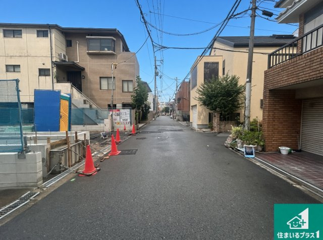 大阪市住吉区墨江　第1期　新築一戸建ての前面道路含む現地写真|周辺は落ち着いた街並みの住宅地！子育てがしやすい住環境です！まだ未完成ですが、現地でしかわからない事もございます。是非一度ご覧ください。