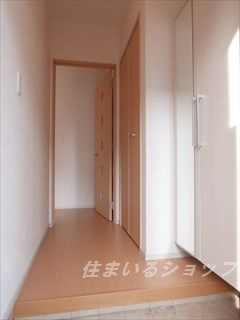 フリーデ　Ａの玄関