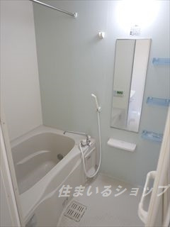 フリーデ　Ａの浴室|追い焚き・浴室暖房乾燥機あり