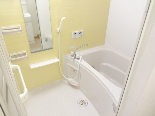 インディアンサマーの浴室