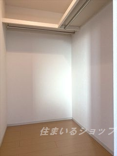 フリーデ　Ｃの収納|ウォークインクローゼット