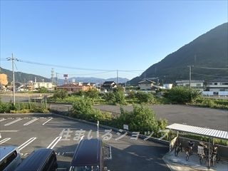 フリーデ　Ｃの展望|募集のお部屋（201号室）からの眺望（2020年時点）
