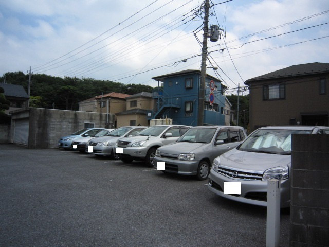【駐車場】