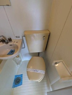 横浜市緑区中山６丁目のアパートのトイレ
