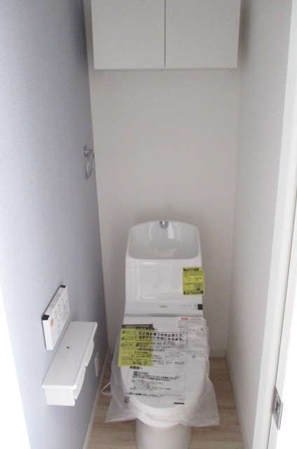 ブレシアのトイレ|落ち着いたトイレです