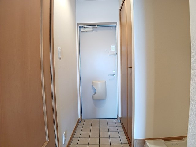 フィオーレの玄関|収納もある玄関です