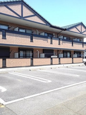 ハーモニーの駐車場|駐車場に車を止められます