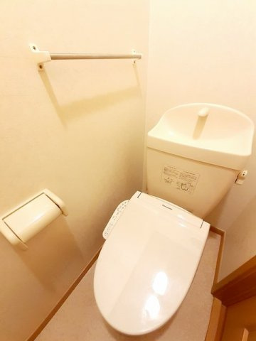 ハーモニーのトイレ|ゆったりとした空間のトイレです