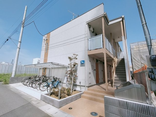 カスカーダ．のエントランス|清潔なエントランスです