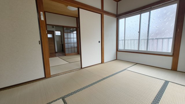柿生コーポの和室
