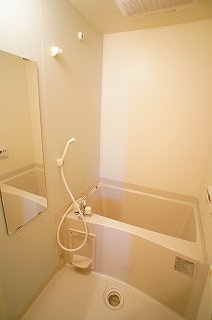 プリムローズ　Ⅱの浴室|コンパクトで使いやすいお風呂です