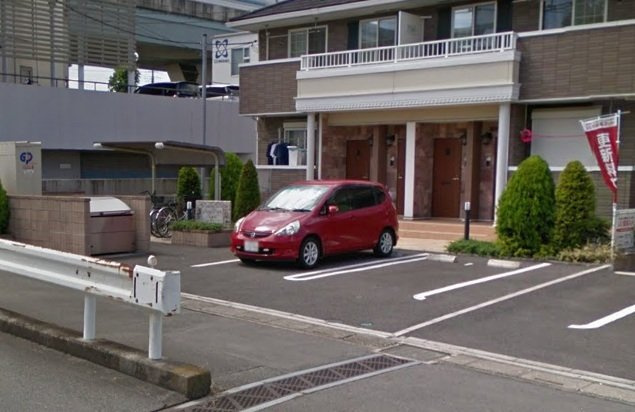 ローズパーク弐番館の駐車場|駐車場があります