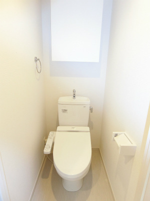 リブリ・Les Amisのトイレ|ゆったりとした空間のトイレです