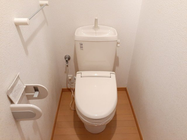 カーサ・グレースのトイレ|ゆったりとした空間のトイレです