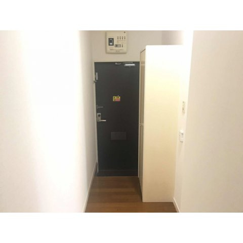 アズーリ白金の玄関|収納もある玄関です