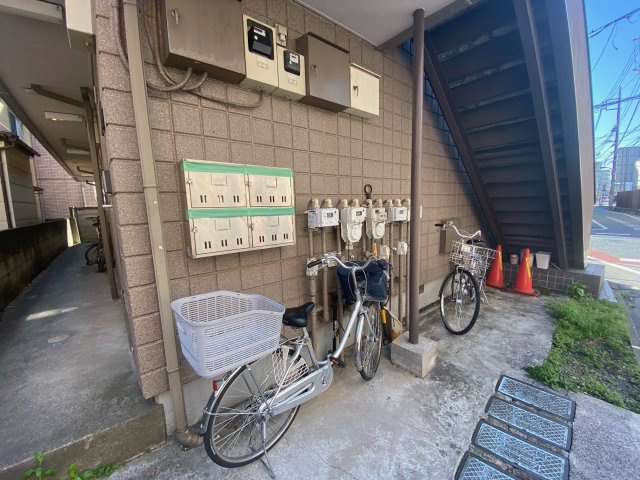 コーポ荻野(おぎの)のエントランス|清潔なエントランスです