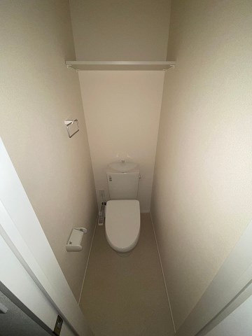 リゼ西宮仁川のトイレ