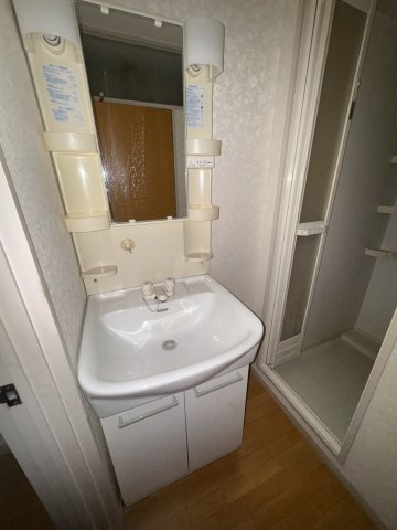 吉中ビルの洗面所