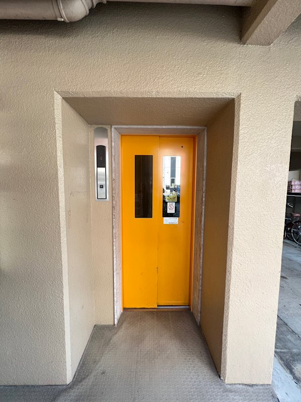 吉中ビルの外観