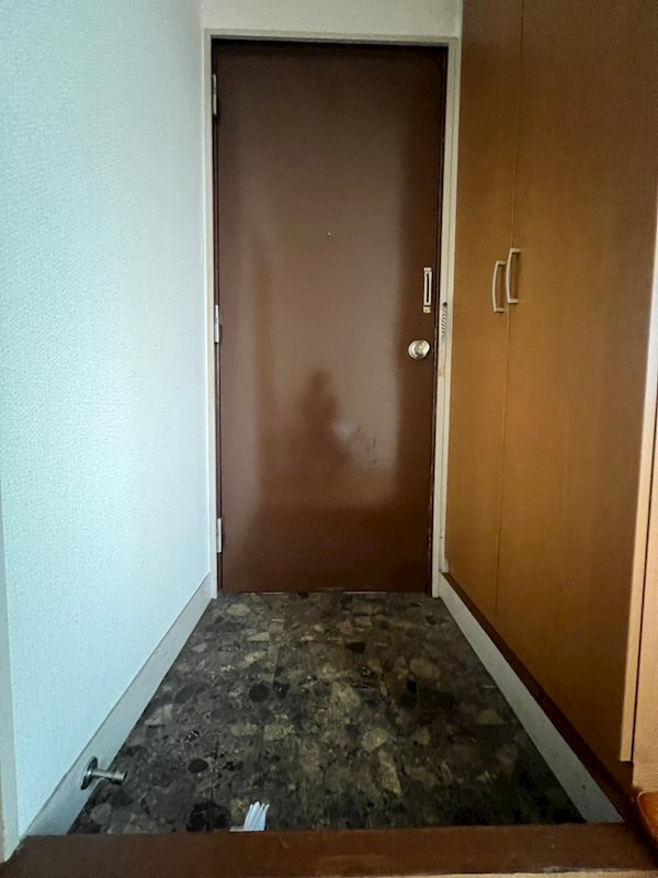 吉中ビルの玄関