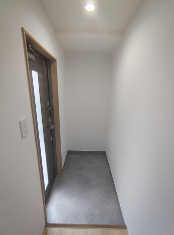 灘北通9丁目一戸建の玄関