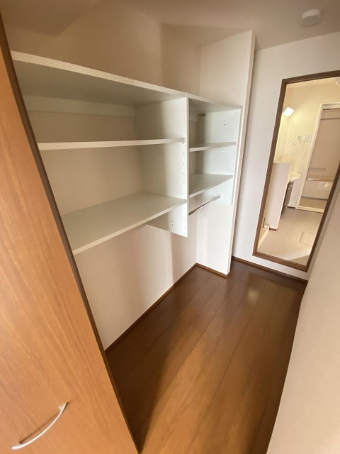 セレンディピティの収納|収納豊富です