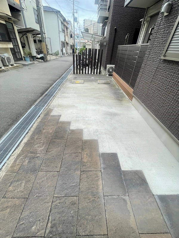 サンフロール楠の外観