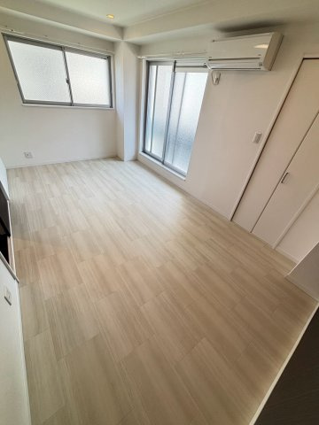 CoLaBo津門呉羽町の居間・リビング