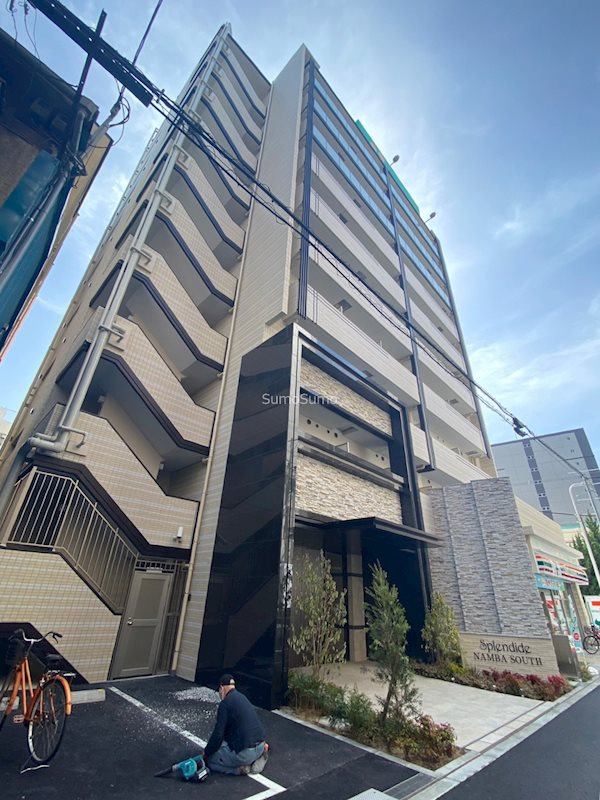スプランディッド難波SOUTHの外観