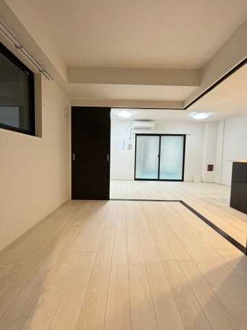 MAISON COULEUR UESHIOの寝室
