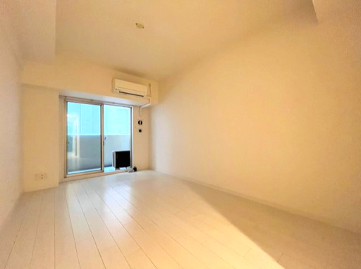 セイル淀屋橋の寝室