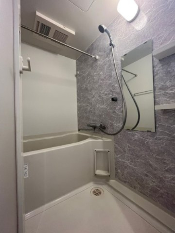 セイル淀屋橋の浴室