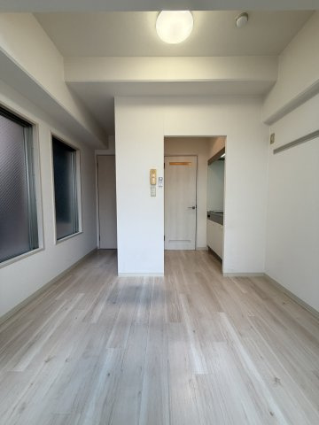 エンプレス上本町の居間・リビング